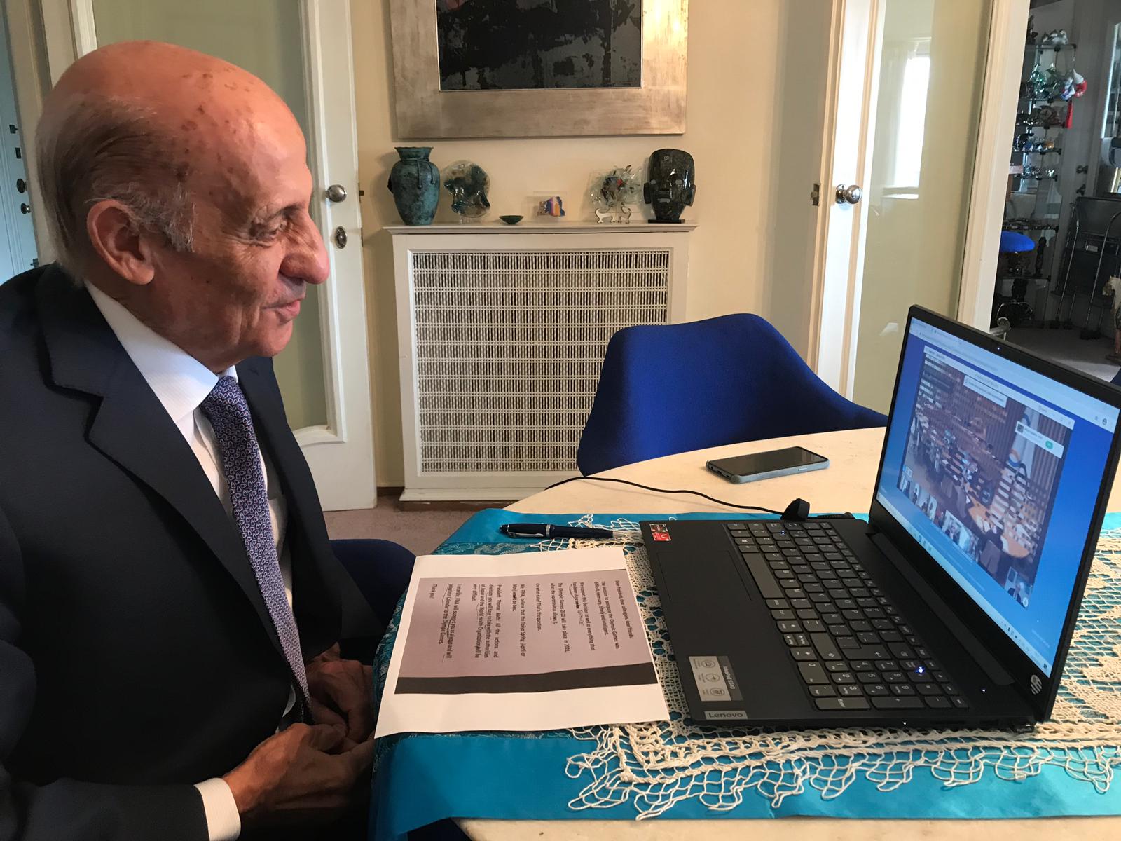 2020 - marzo 26 - MAGLIONE PRESIDENTE FINA EN VIDEOCONFERENCIA CON EL COI