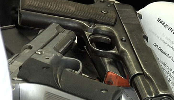 Gobierno propone habilitar porte de armas a militares retirados sin