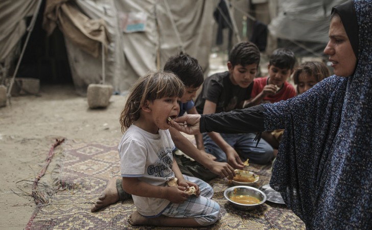 La pandemia de coronavirus amenaza con sumir a millones de personas en la región árabe en la pobreza y la inseguridad alimentaria, alerta la ONU. Foto: PMA / Wissam Nassar