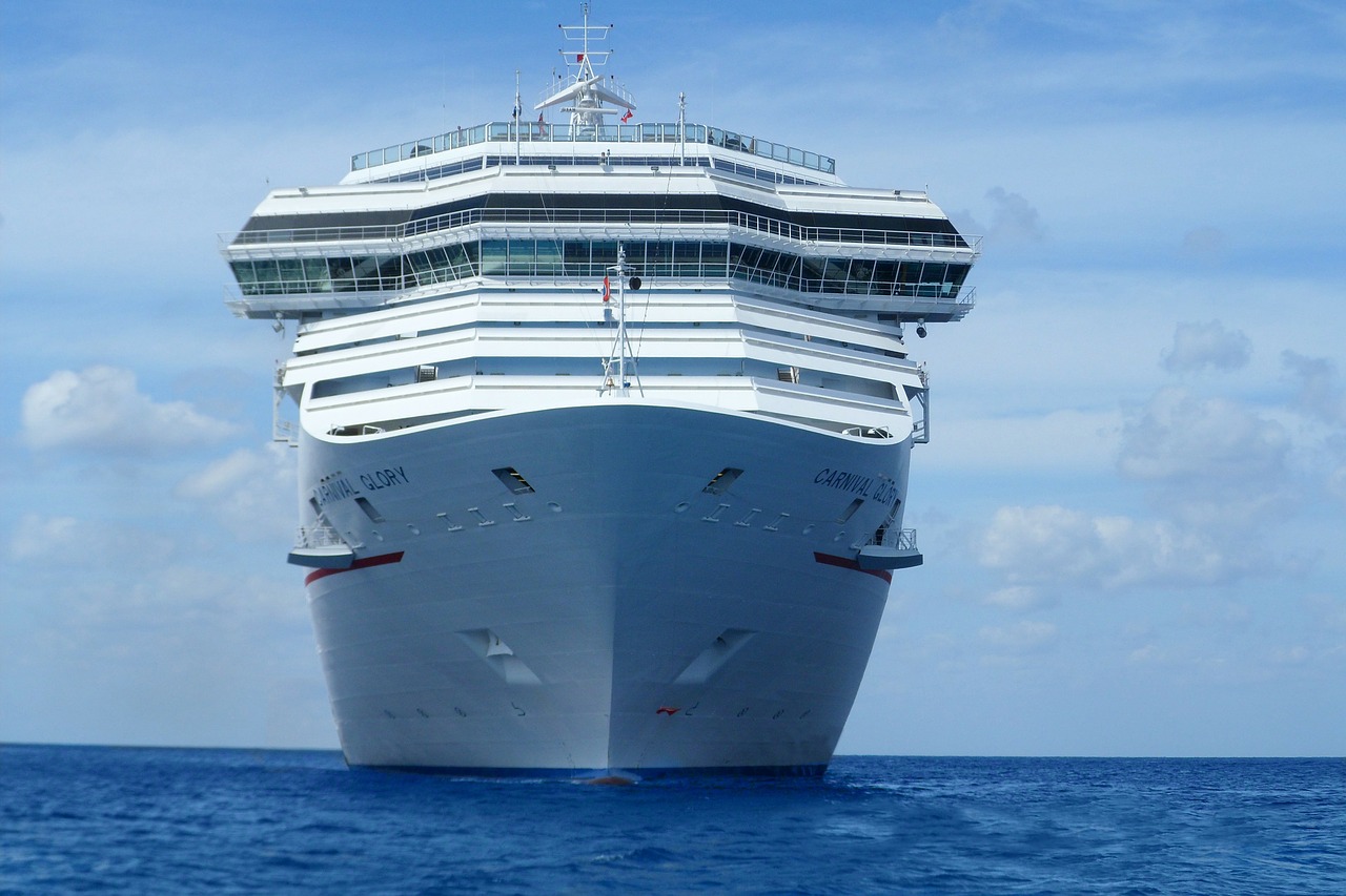Crucero Carnival Glory, de la empresa Carnival Cruise Line. Foto: Pixabay