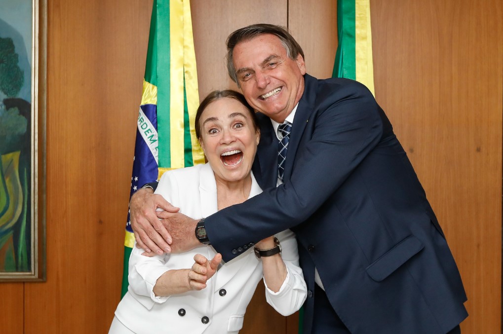 Regina Duarte con Jair Bolsonaro. Foto: Palacio de Planalto