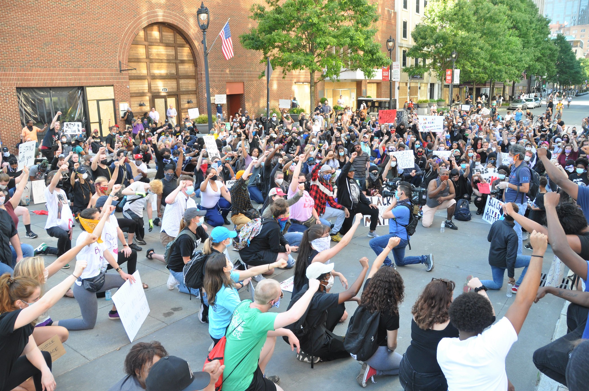 Protesta pacífica contra el racismo en Raleigh, Carolina del Norte, EE.UU, el 1° de junio de 2020. Foto: Flickr / James Willamor