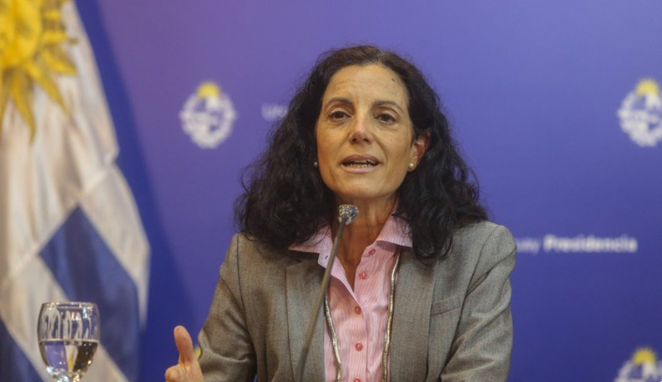 Ministra de Economía y Finanzas, Azucena Arbeleche. Foto: Twitter MEF.