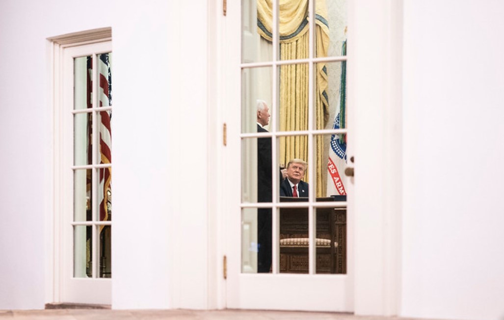 Donald Trump y Mike Pence en el Salón Oval, la oficina del presidente de los Estados Unidos de turno. Foto: Flickr / The White House