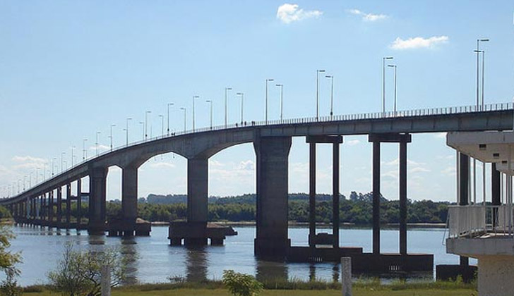 Puente General Artigas. Foto: Archivo.