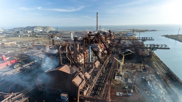 Imagen aérea de la siderúrgica de Mariúpol