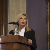 Shouting, Argimón interrupted Della Ventura: "You're a daredevil, excuse me for saying so!"