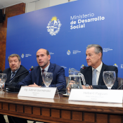 Since 2011 there is already a 'personalized VAT' design similar to the one presented by MIDES Since 2011 there is already a 'personalized VAT' design similar to the one presented by MIDES