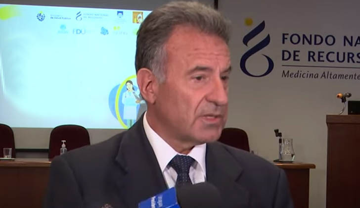 Ministro de Salud, Daniel Salinas, transmite tranquilidad ante primer caso de viruela símica en Uruguay.