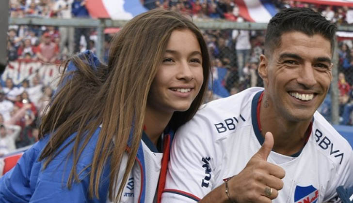 Suárez le regaló un gol a su hija Delfina en su cumpleaños número 12.