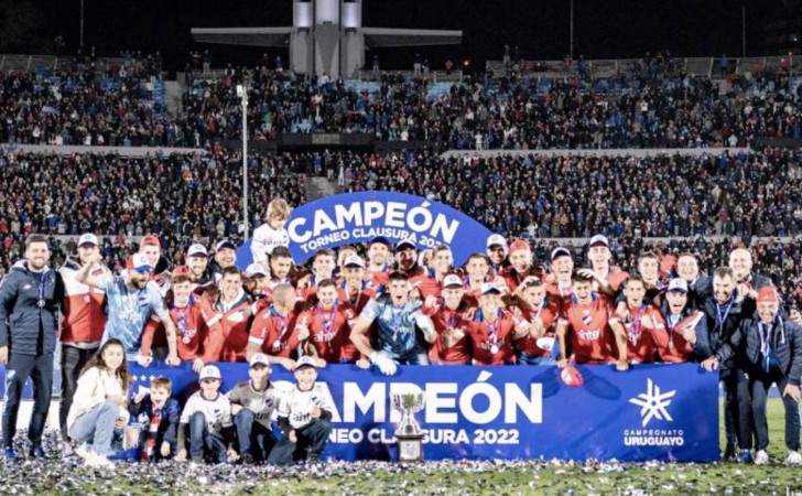 Fútbol, torneo Clausura en Uruguay  Nacional se corona en el Clausura y  apunta al Campeonato Uruguayo