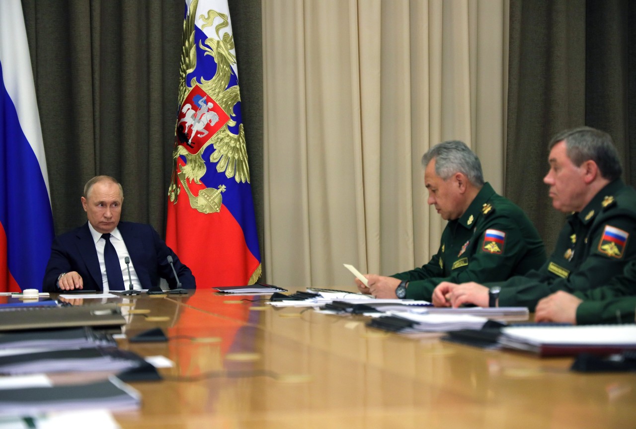 Putin reunido con altos mandos militares, en una imagen de archivo. Foto: Kremlin.ru