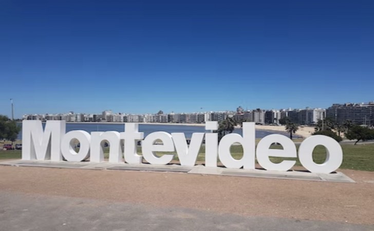 Logo_Montevideo_Pocitos