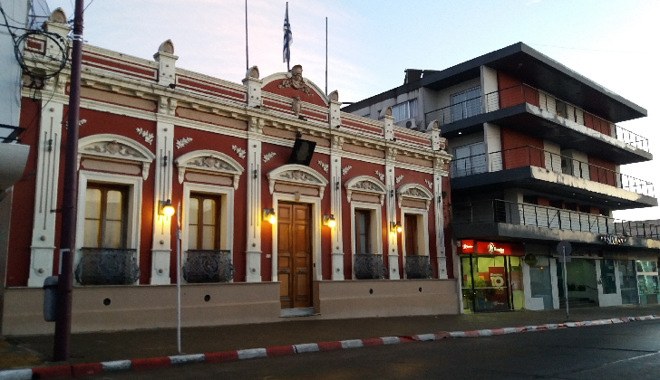 Edificio de la Intendencia de Artigas. 