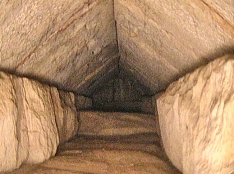 El corredor encontrado en la Gran Pirámide de Giza.