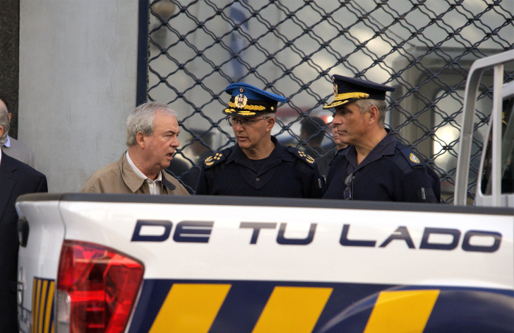 Heber spoke with Lacalle and promises to increase police presence on the street Luis Alberto Heber (left) Minister of the Interior.