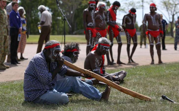 Los pueblos originarios de lo que hoy conocemos como Australia están allí al menos hace unos 60.000 años. 