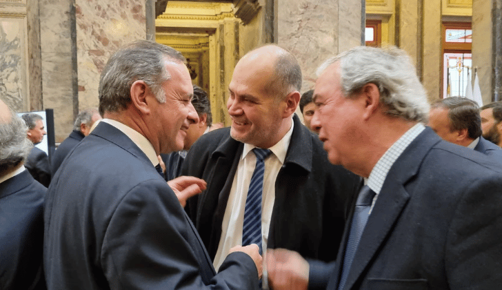 Álvaro Delgado (izq), Alvaro Viviano (cen) y Lusi Alberto Heber (der)