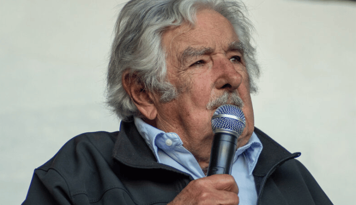 José Mujica anunció que tiene un tumor en el esófago, pero seguira militando por el Frente Amplio