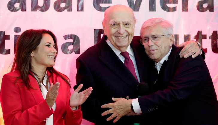 Tabaré Viera contó con el apoyo del expresidente Julio María Sanguinetti.