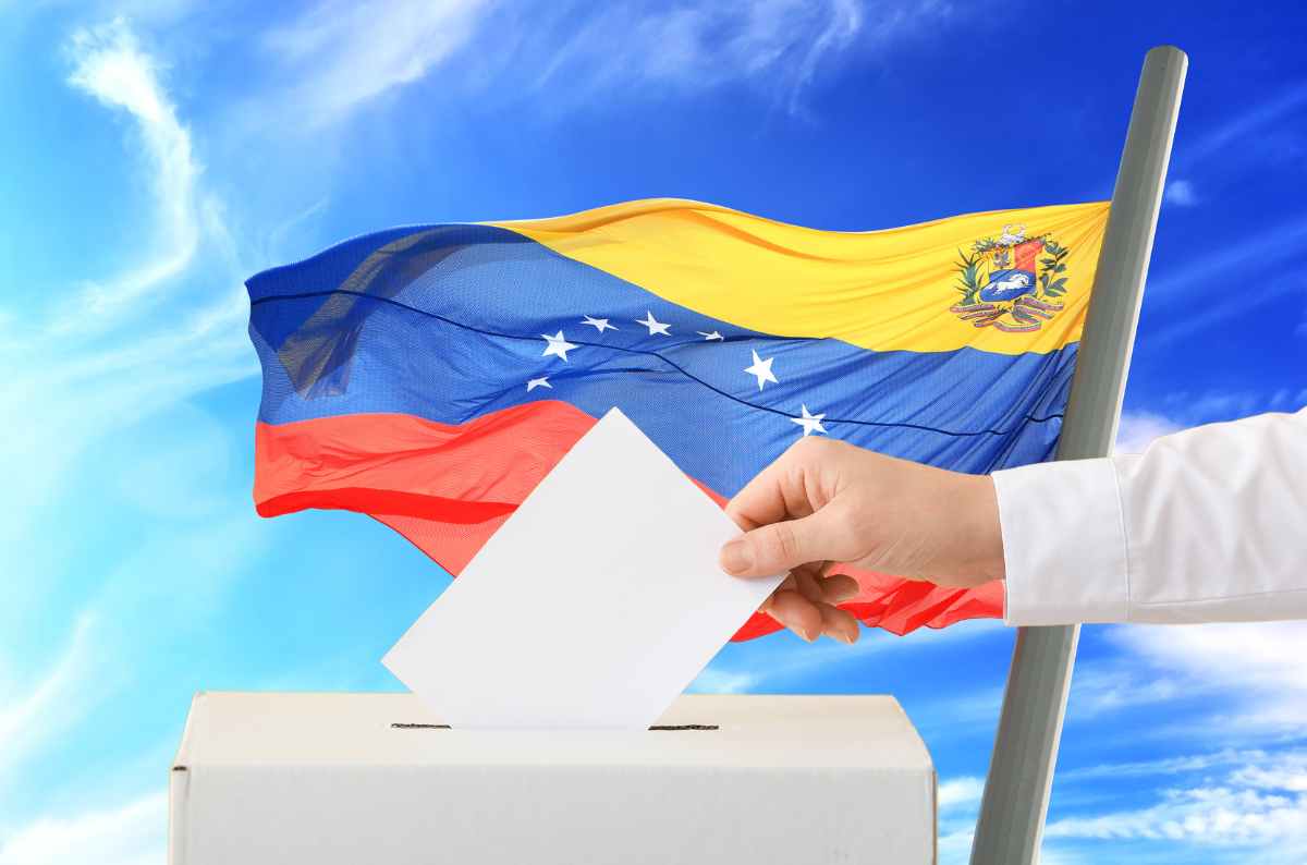 Venezuelans in Uruguay cast their votes in the presidential elections.