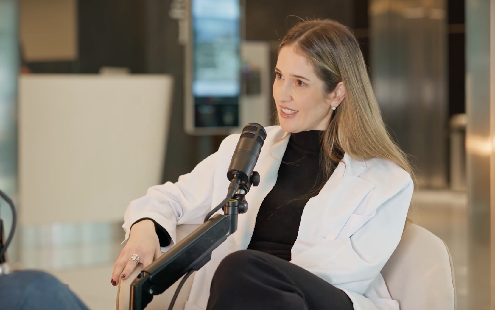 La psiquiatra Romina Aguerre en entrevista con HUMANA, el podcast del HB.