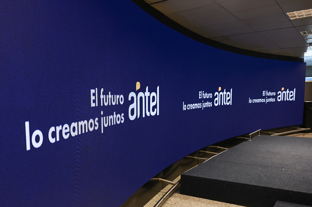 antel el futuro lo creamos juntos