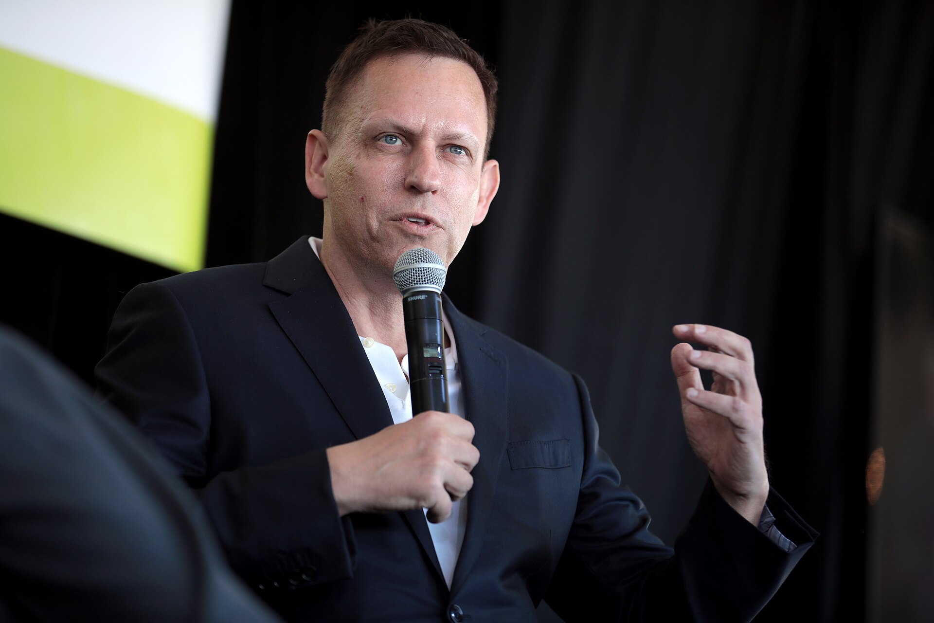 Peter Thiel está instalado en Buenos Aires temporalmente y tiene relación con Javier Milei