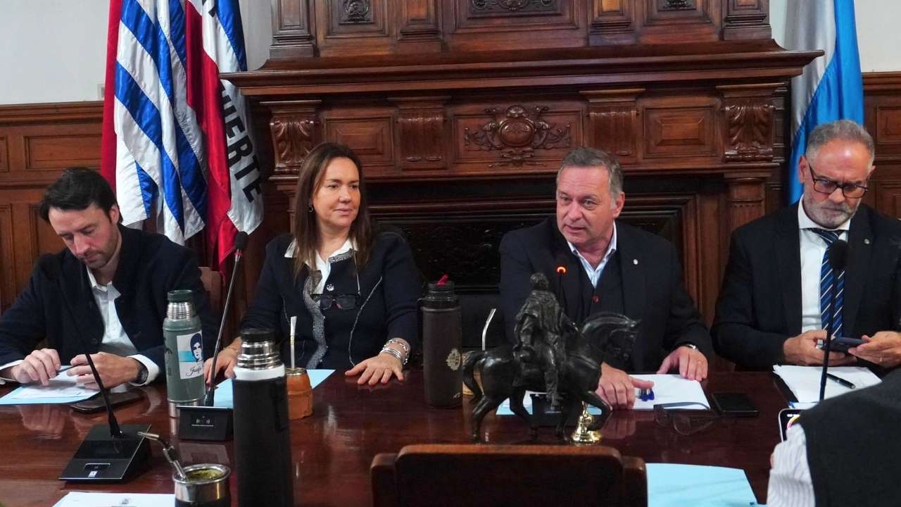 El directorio del PN debate si debe expulsar a dos ediles que acompañaron al Frente Amplio