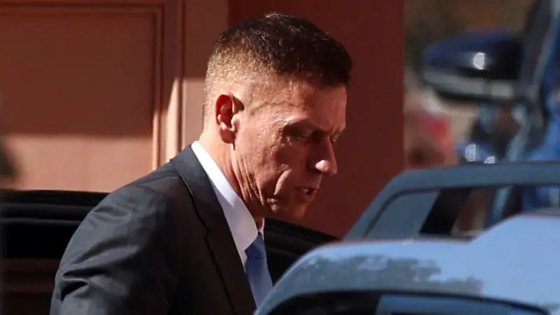 Peter Thiel fue captado en esta foto ingresando a Casa Rosada en Buenos Aires (Cortesía de Reuters)