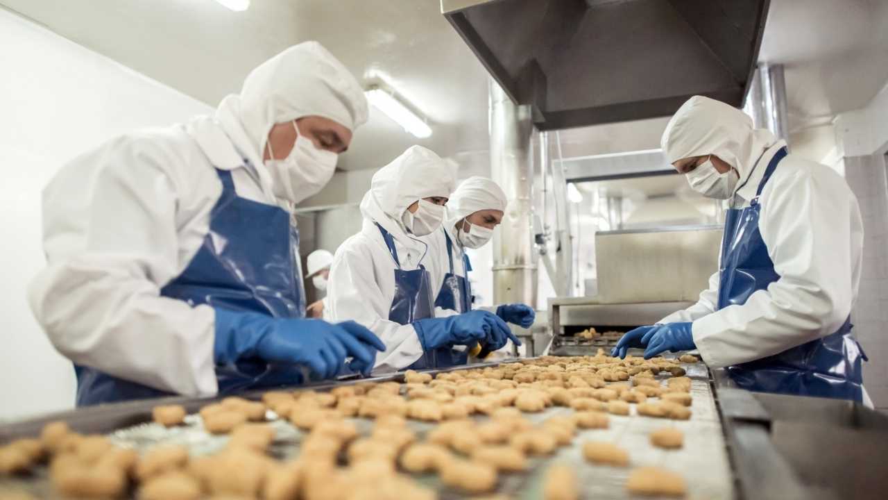 El INE informó una baja del desempleo en junio: la tasa se ubicó en 7,0%