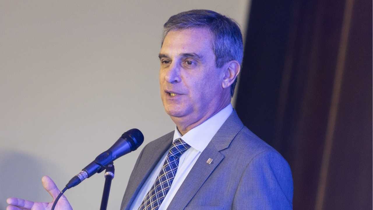 Álvaro García, presidente del Banco República